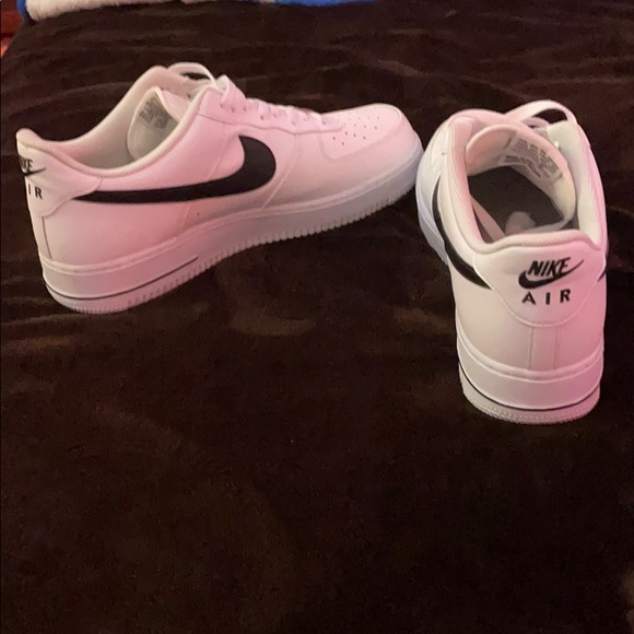 Don’t really wear them - Picture 2 of 2